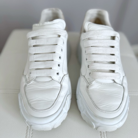 Authentic Alexander McQueen glitter heel sneakers - Picture 5 of 7